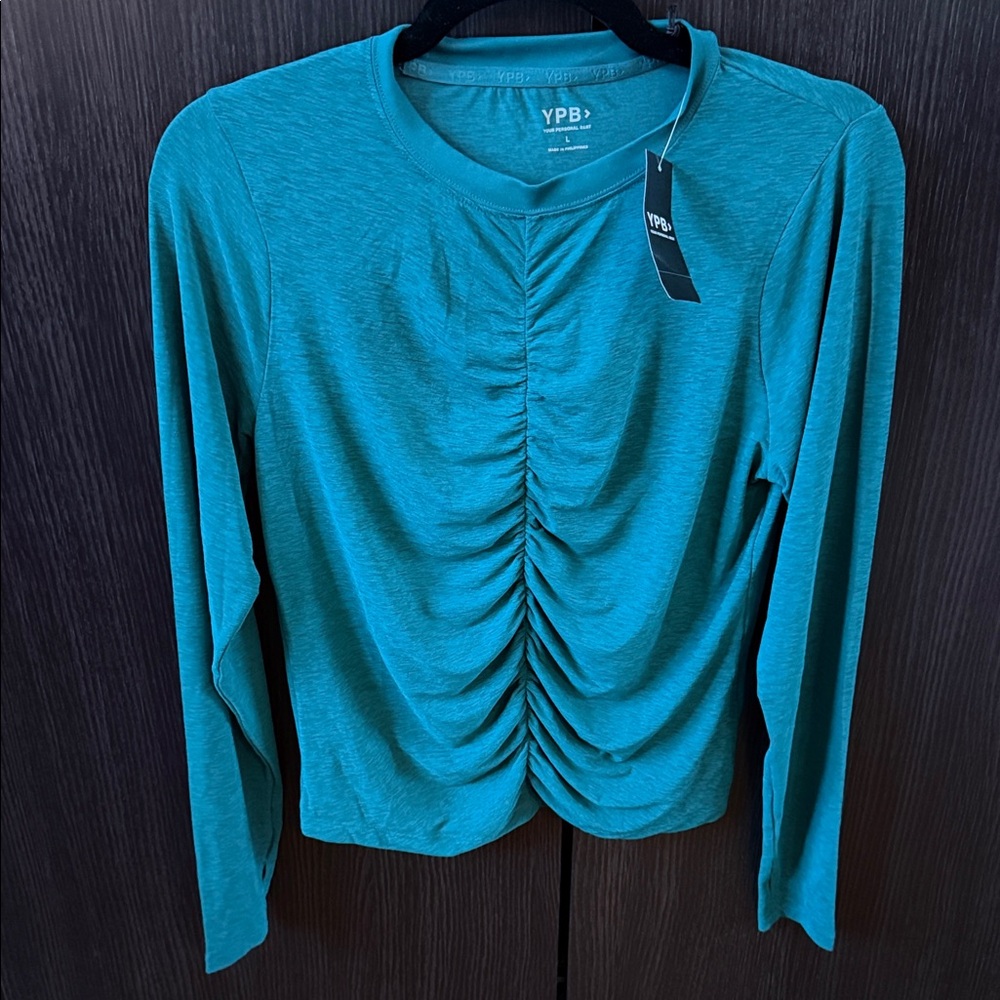 Abercrombie athletic top